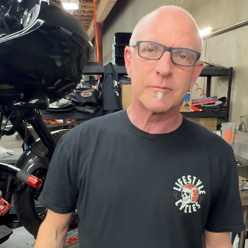 Mark "Junior" Skolnick Shares His Thoughts on the Bassani Lifestyle