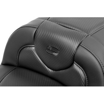 SADDLEMEN Roadsofa™ Extended Reach Seat - with Backrest - Carbon Fiber - Touring '23.5-'25