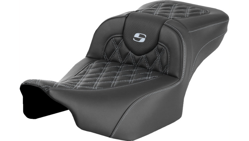 SADDLEMEN Roadsofa™ Extended Reach Seat - without Backrest - Lattice - Silver Stitch - Touring '23.5-'25