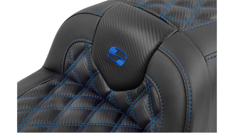 SADDLEMEN RoadSofa™ Seat - with Backrest - Carbon Fiber - Lattice Stitch - Blue Stitch - Touring '23.5-'25