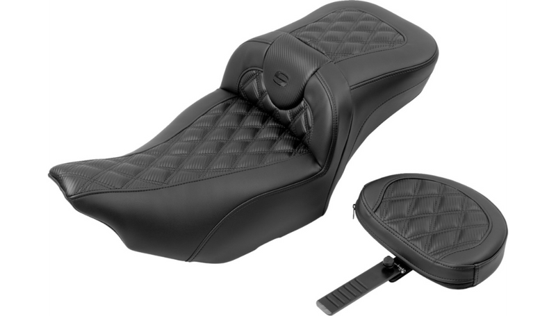 SADDLEMEN Roadsofa™ Extended Reach Seat - with Backrest - Carbon Fiber - Lattice Stitch - Touring '23.5-'25