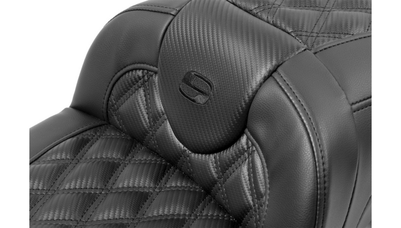 SADDLEMEN Roadsofa™ Extended Reach Seat - with Backrest - Carbon Fiber - Lattice Stitch - Touring '23.5-'25