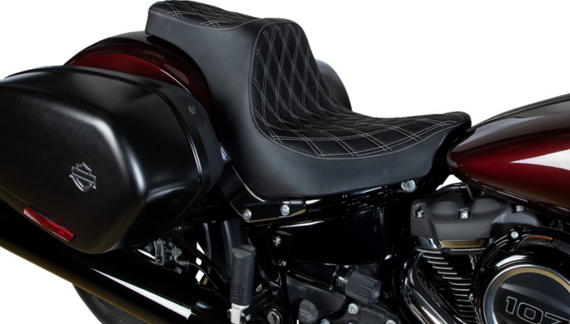 DRAG SPECIALTIES Predator III Double Diamond Silver Stitch Vinyl Seat - Black - Softail '18-'23