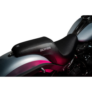 SLYFOX Lowrider Drifter Seat - Gray Logo - Smooth Vinyl - Carbon Fiber - Softail '18-'24