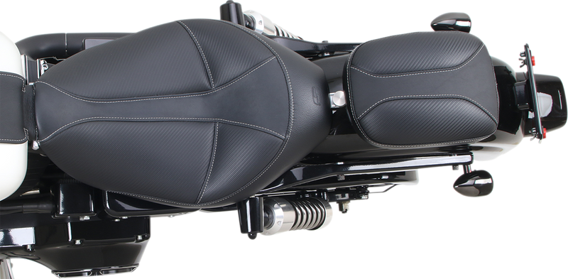 SADDLEMEN Dominator Pad - 7" Black Carbon Fiber w/ Gray Stitching