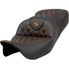 SADDLEMEN Roadsofa™ Extended Reach Seat - without Backrest - Lattice - Orange Stitch - Touring '23.5-'25