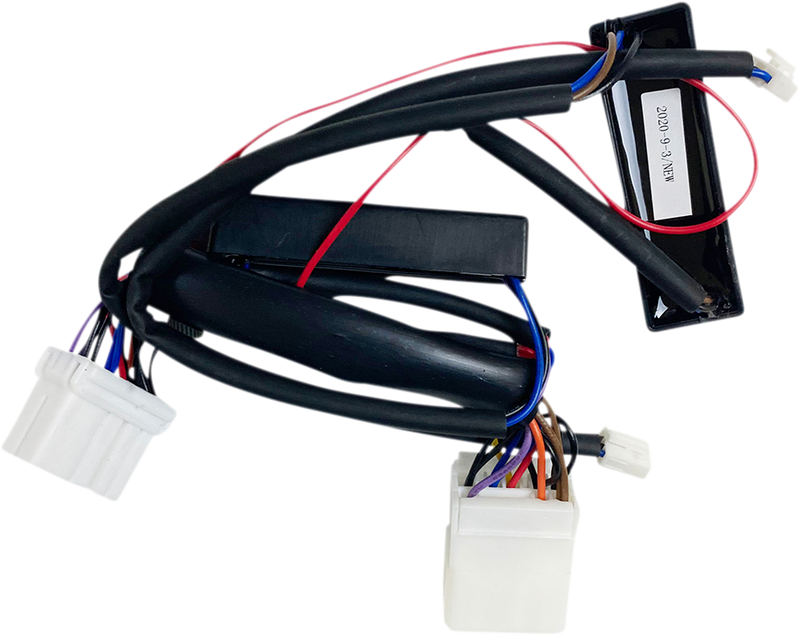 CUSTOM DYNAMICS Run/Brake/Turn Lighting Accessory Adapter