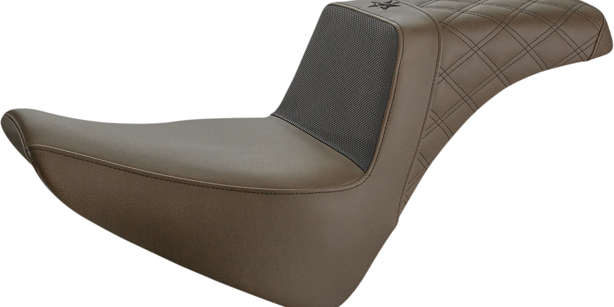 ●THE' UNKNOWN SADDLEMEN Unknown Industries Seat - Front Carbon Fiber/Black
