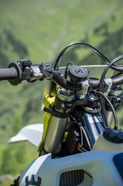 SP CONNECT SPC+ Anti-Vibration Module - Chrome 52830