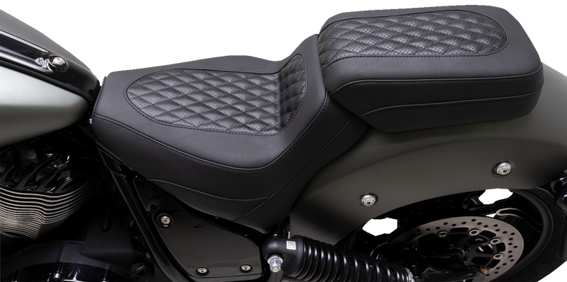 MUSTANG Squareback Seat - Solo - Black - Diamond Stitch - Chief '22-'24