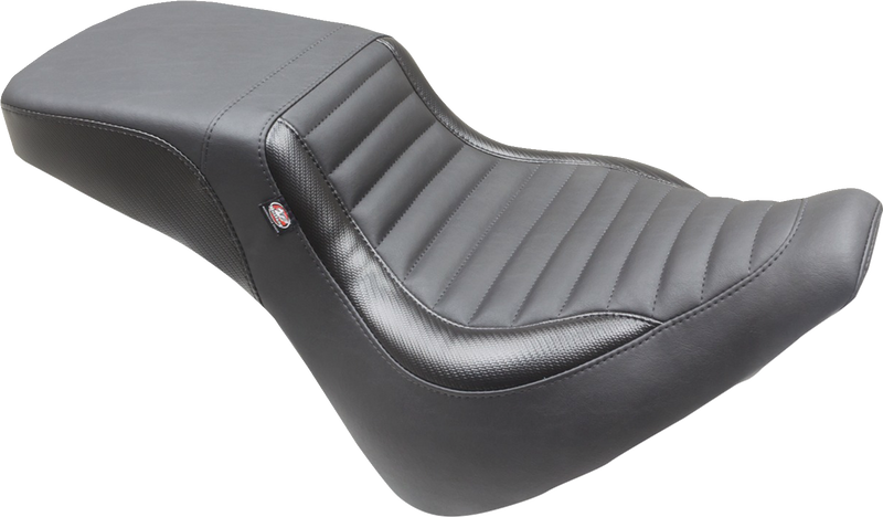 MUSTANG Squareback Seat - Black - Tuck-n-Roll - Softail '18-'21