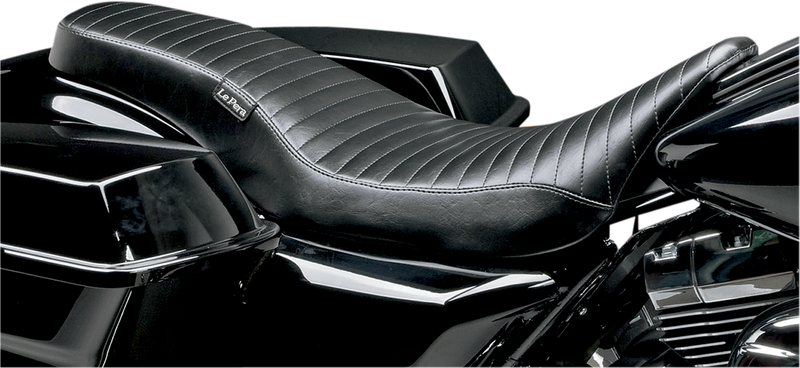 LE PERA Cobra Full-Length Seat - Pleated - Black - Touring '08-'23