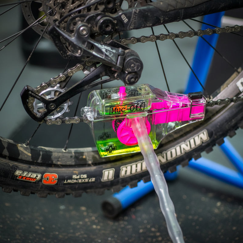 MUC-OFF USA X-3 Dirt Chain Machine with Drivetrain Cleaner Kit