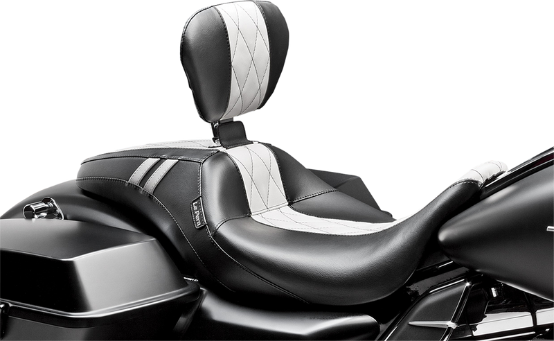 LE PERA Outcast GT Seat - Full-Length - With Backrest - Black Double Diamond w/ White Inlay - Touring '08-'23
