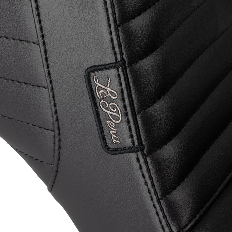 LE PERA Tailwhip Daddy Long Legs Low Rider Seat - Pleated - Black - Softail '18-'24
