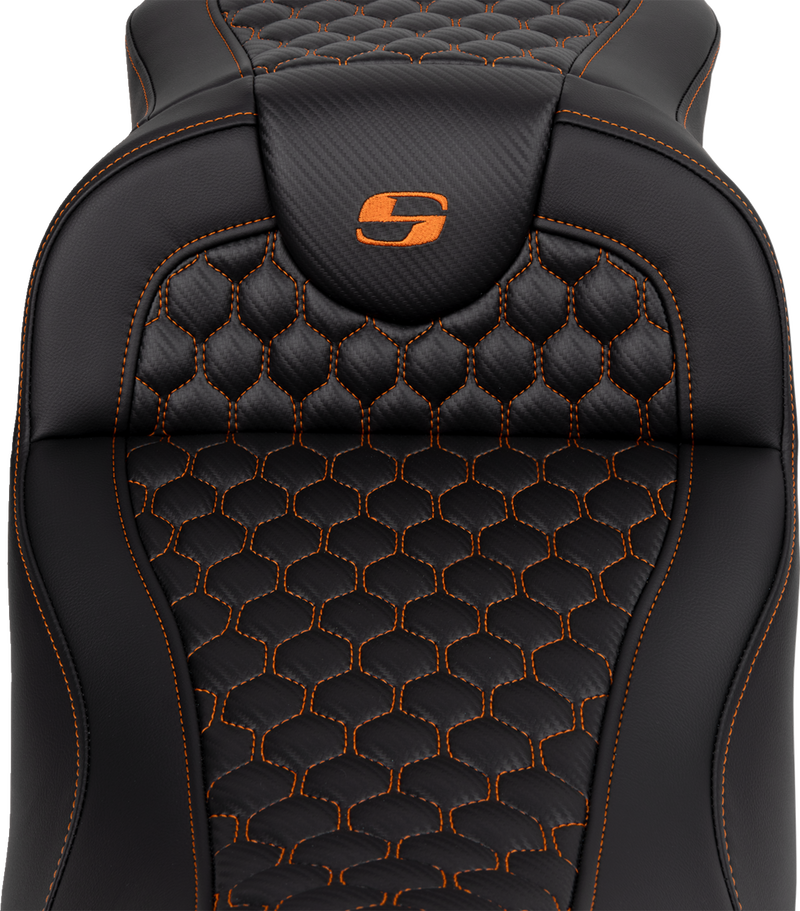 SADDLEMEN RoadSofa™ Seat - Honeycomb - Orange Stitch - Extended Reach - without Backrest - Touring '08-'24