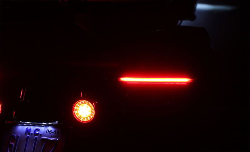 CUSTOM DYNAMICS LED Low-Profile BAGZ™ Accent Lights - Red Lens