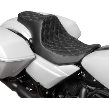 DRAG SPECIALTIES Predator III Seat - Double Diamond - Silver Stitched - Touring '23.5-'24