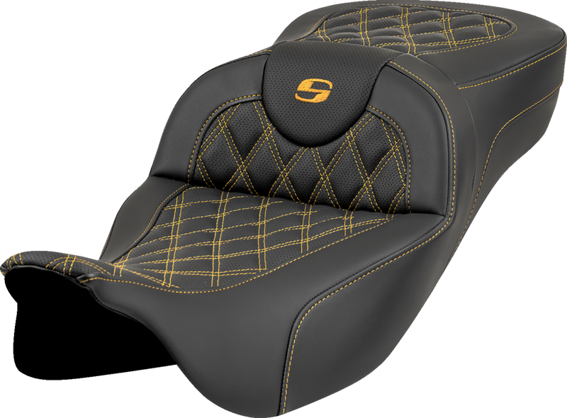 SADDLEMEN Roadsofa* Extended Reach Seat - Lattice Stitch - Gold Stitch - without Backrest - FL '08-'23 808-07B-18407