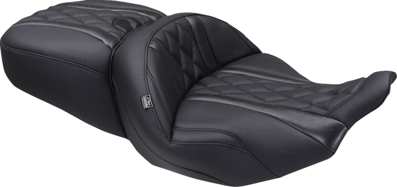 MUSTANG Deluxe One-Piece, 2-Up Seat - Diamond - Black Stitch - FLT/FLH '23-'25 89411