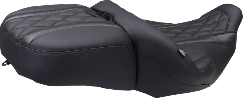 MUSTANG Deluxe One-Piece, 2-Up Seat - Diamond - Black Stitch - FLT/FLH '23-'25 89411