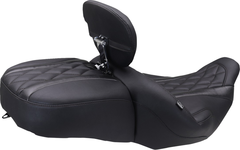 MUSTANG Deluxe One-Piece, 2-Up Seat - Diamond - Black Stitch - FLT/FLH '23-'25 89411