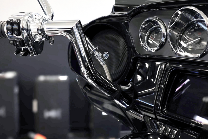 FAT BAGGERS INC. EZ Install Kit - 18" Handlebars - Upper Clutch - Braided Stainless Steel/Chrome 119918-C