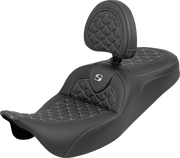 SADDLEMEN RoadSofa™ Tri Gripper Seat - Standard Reach - Silver Stitch - w/ Backrest - FLH/FLT '08-'25 808-07B-210B5