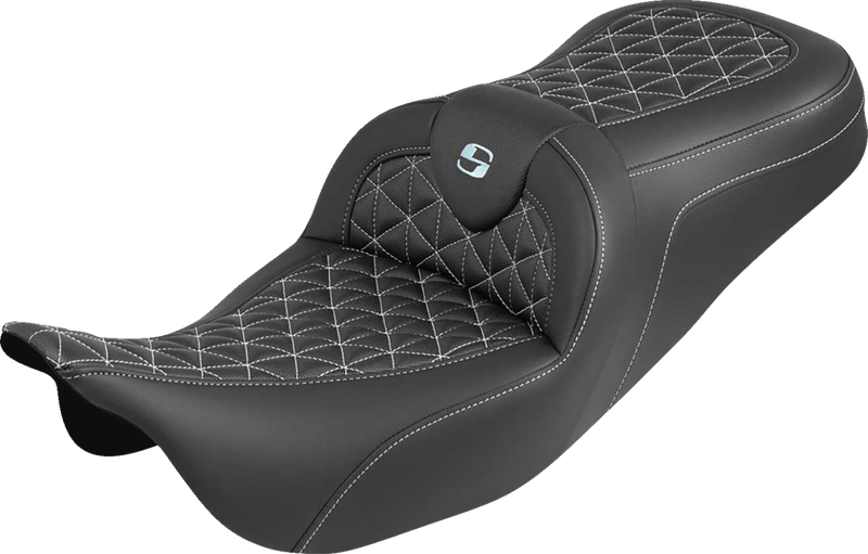 SADDLEMEN RoadSofa™ Tri Gripper Seat - Standard Reach - Silver Stitch - w/o Backrest - FLH/FLT '08-'25 808-07B-21005