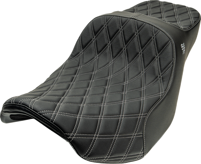 SLYFOX Chariot Seat - Silver Double Diamond Stitch - Silver Logo - FLH/FLT '09-'23.5 4723D