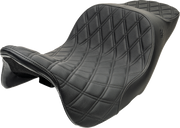 SLYFOX Chariot Seat - Black Double Diamond Stitch - Black Logo - FLH/FLT '23.5-'26 4729C
