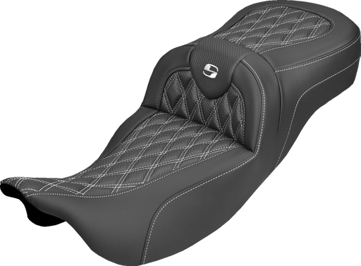 SADDLEMEN Extended Reach Roadsofa™ Carbon Fiber Seat - Lattice - White Stitch - Without Backrest - FL '08-'25 808-07B-20706