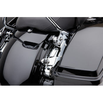 COBRA Docking Kit for Detachable Backrest - Mounting Kit - Chrome - Touring '14-'20