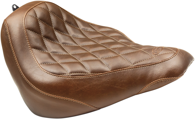 MUSTANG Wide Tripper™ Solo Seat - Diamond - Brown - Softail '18-'21