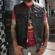 The Men's Diamond Stitch Club Vest by Unik Premium combines sophisticated design with practical features.