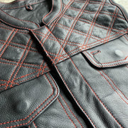 The Men's Diamond Stitch Club Vest by Unik Premium combines sophisticated design with practical features.