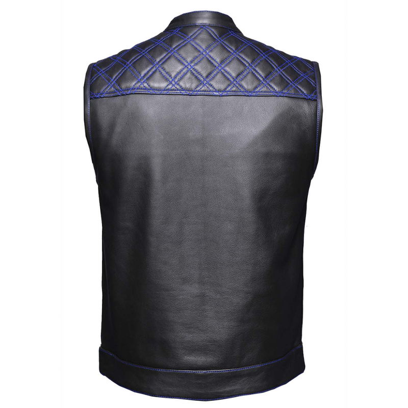 The Men's Diamond Stitch Club Vest by Unik Premium combines sophisticated design with practical features.