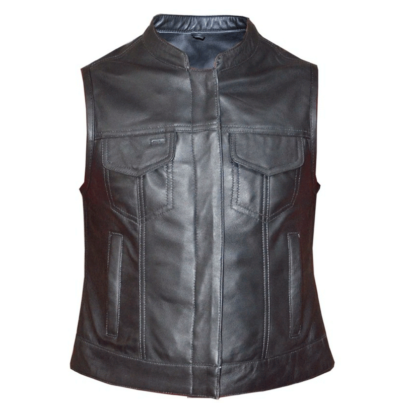  Derringer features lambskin leather construction, four exterior pockets, two inside concealed carry pockets