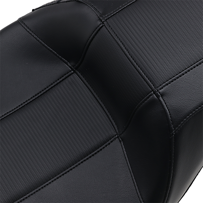 LE PERA Outcast GT-2 Seat - 2-Up - w/o Backrest - Black Carbon Fiber Inlay - Touring '08-'23