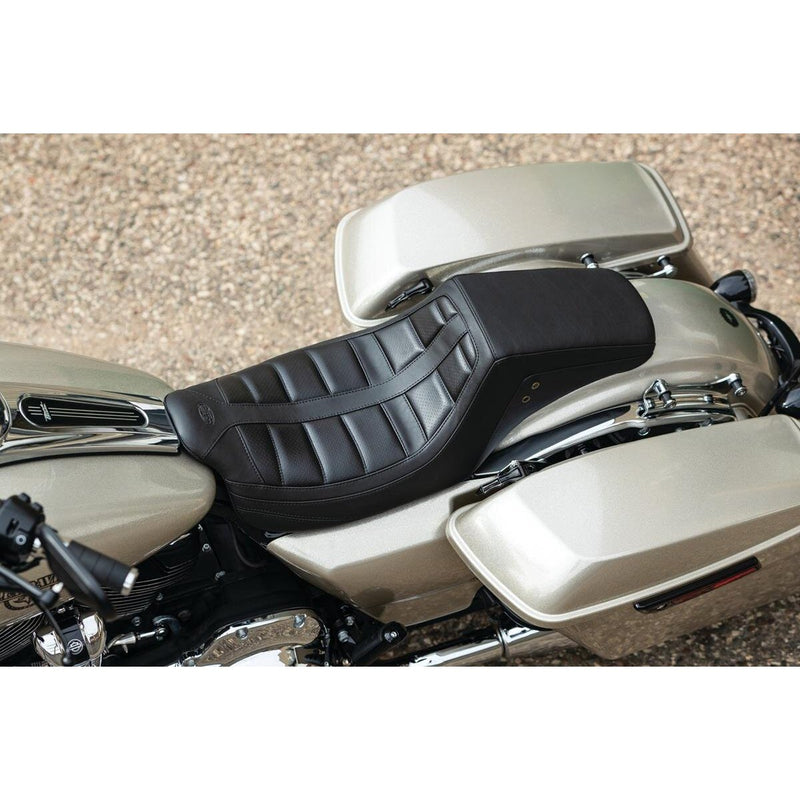MUSTANG Squareback One-Piece Seat - Tuck and Roll - Black w/ Black Stitching - Touring '08-'21