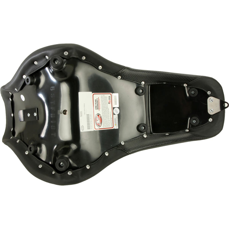 MUSTANG Squareback Seat - Black - Tuck-n-Roll - Softail '18-'23