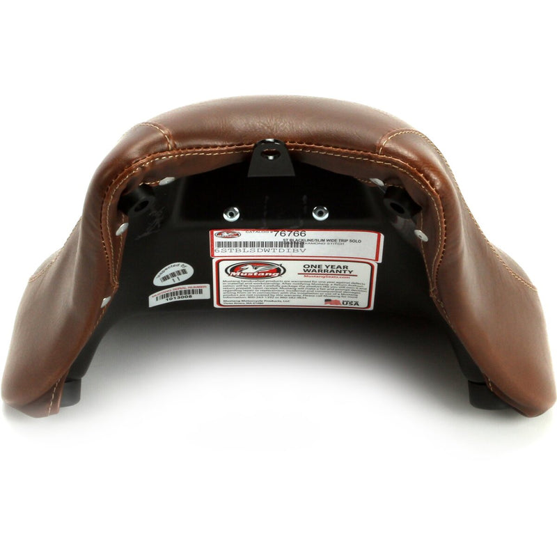 MUSTANG Wide Tripper™ Solo Seat - Diamond - Brown - Softail '11-'17