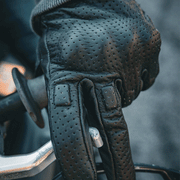  Crafted from durable cowhide leather, they offer enhanced abrasion resistance. Featuring touch technology on the fingertips and adjustable wrist closures, these gloves provide comfort and functionality for various activities. 