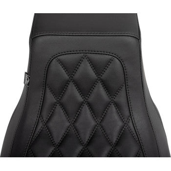 MUSTANG One Piece 2-Up Squareback Seat - Double Diamond - Black Stitch - Touring '23.5-UP