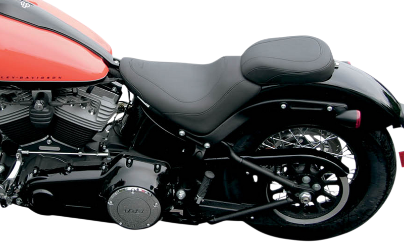 MUSTANG Wide Tripper™ Solo Seat - Smooth - Black - Softail '11-'17