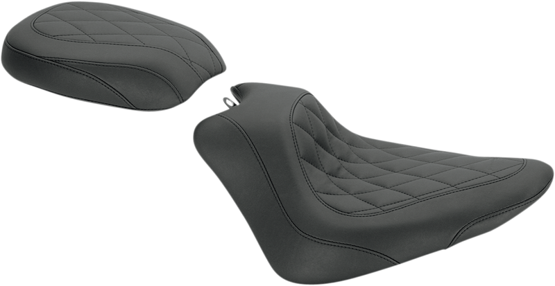 MUSTANG Wide Tripper™ Rear Seat - Diamond - Black - FLS/FXS '11-'17
