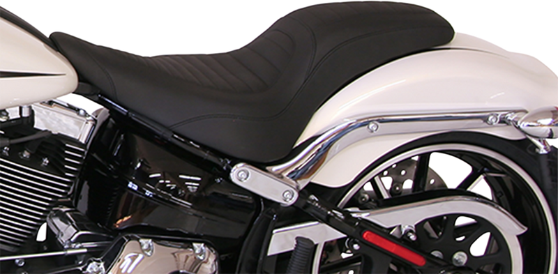 MUSTANG Tripper Fastback™ One-Piece 2-Up Seat - Front Tuck-n-Roll - Black - Softail '13-'17