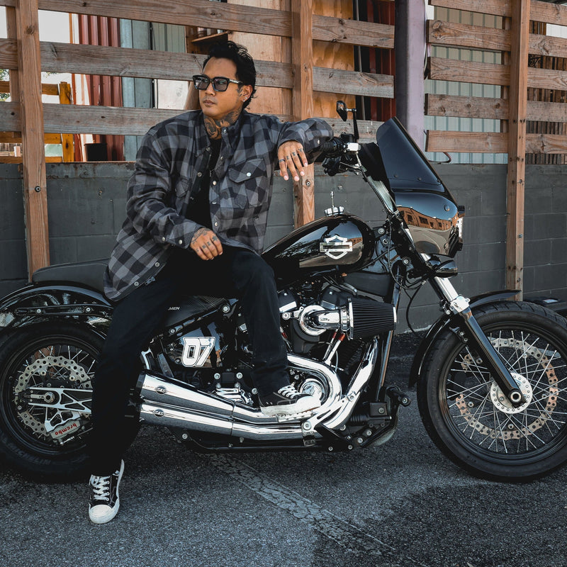  This versatile garment seamlessly blends style with motorcycle-ready features, making it a standout choice for riders and fashion-conscious individuals alike