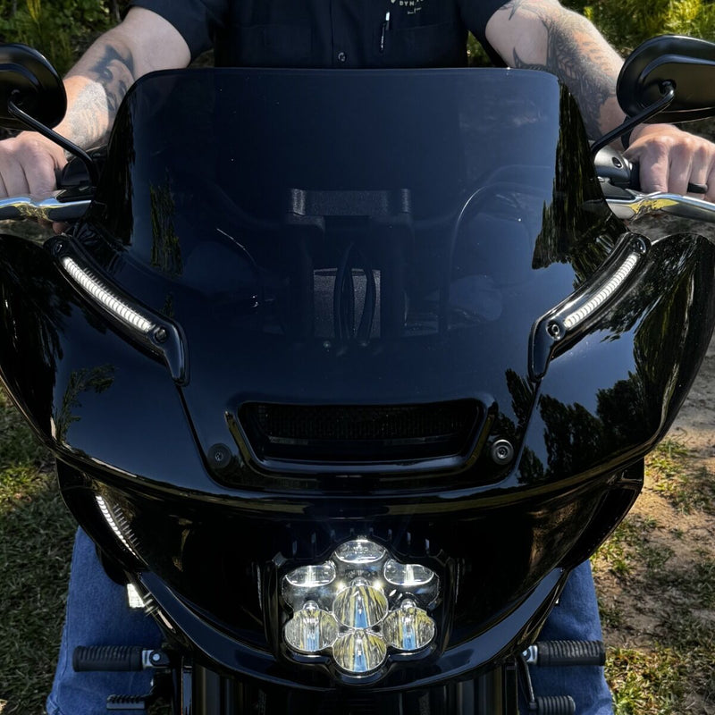 CUSTOM DYNAMICS LED Windshield Trim - Gloss Black - White/Amber