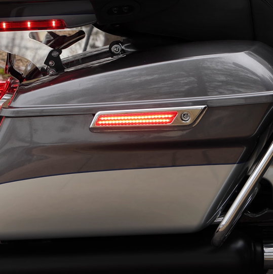 CUSTOM DYNAMICS Saddlebag Latch Dual Color Accent Lights - Red - Chrome